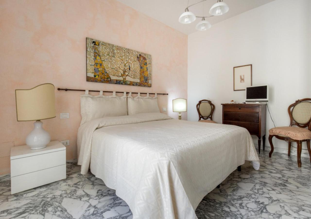 Leonardo Al Duomo - Bufalini Apartments Florence Buitenkant foto